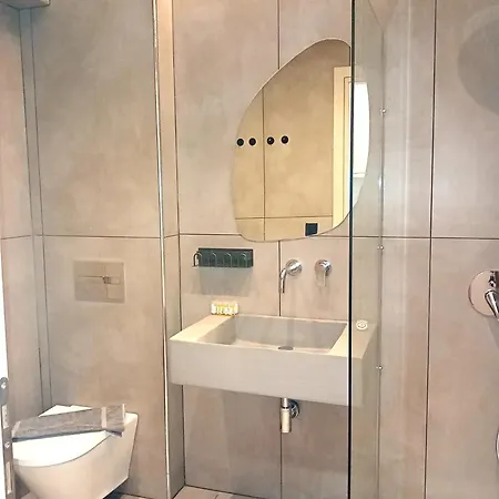 Pnoe Sea View Hotel 4*